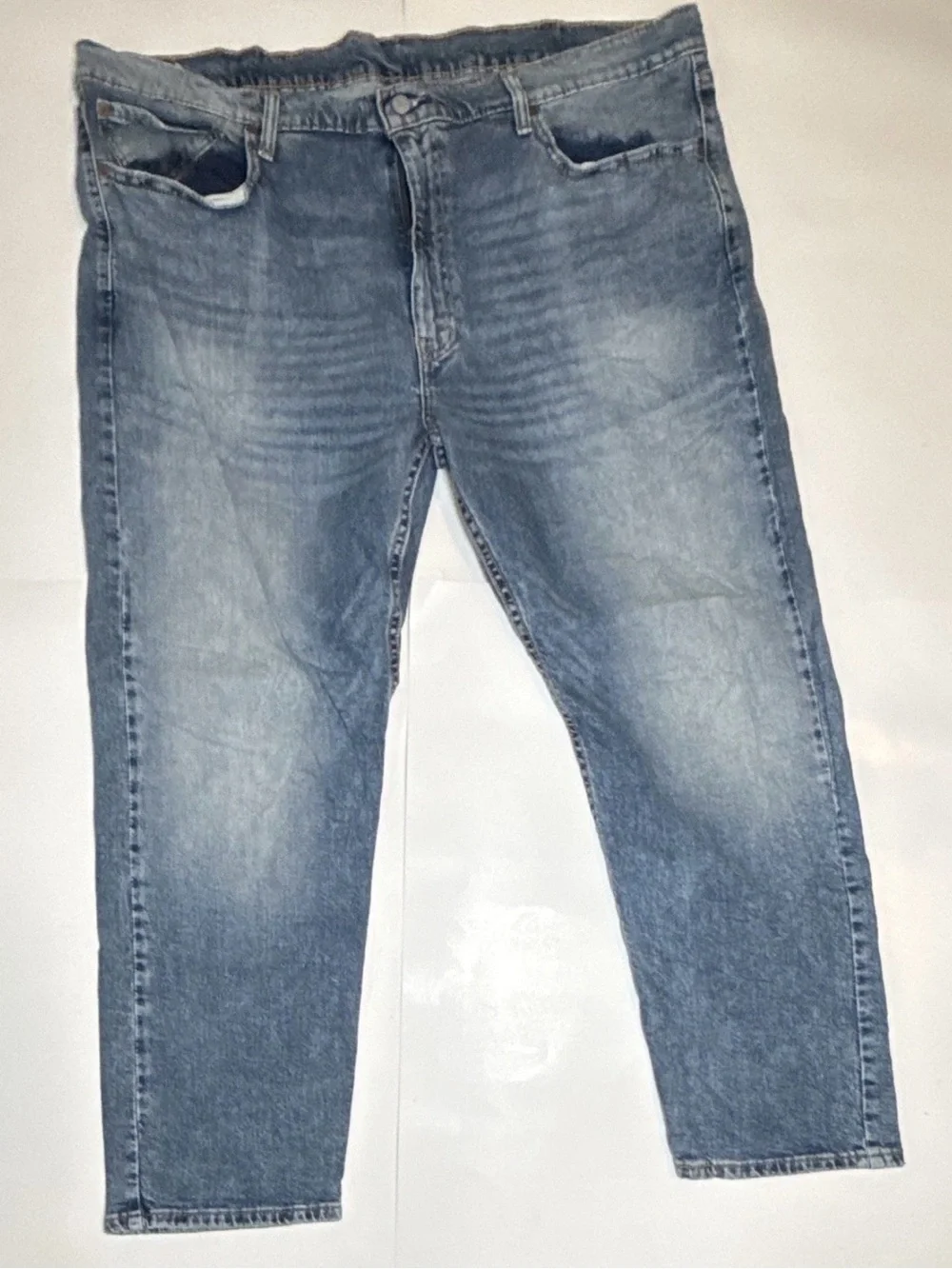 Levi's 502 Men’s Straight Leg Denim Jeans in Medium Blue Wash 44x28